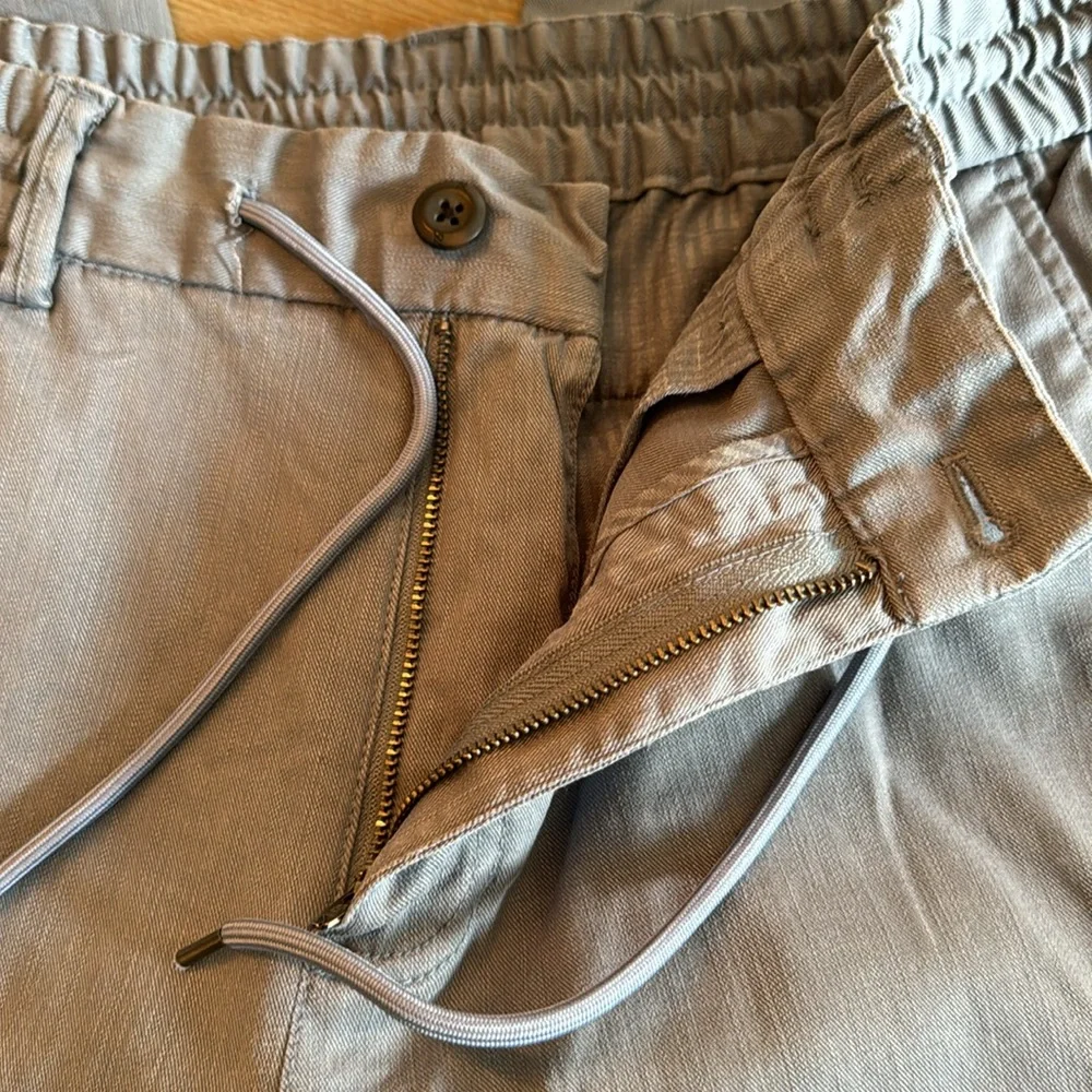 Banana Republic comfortable men